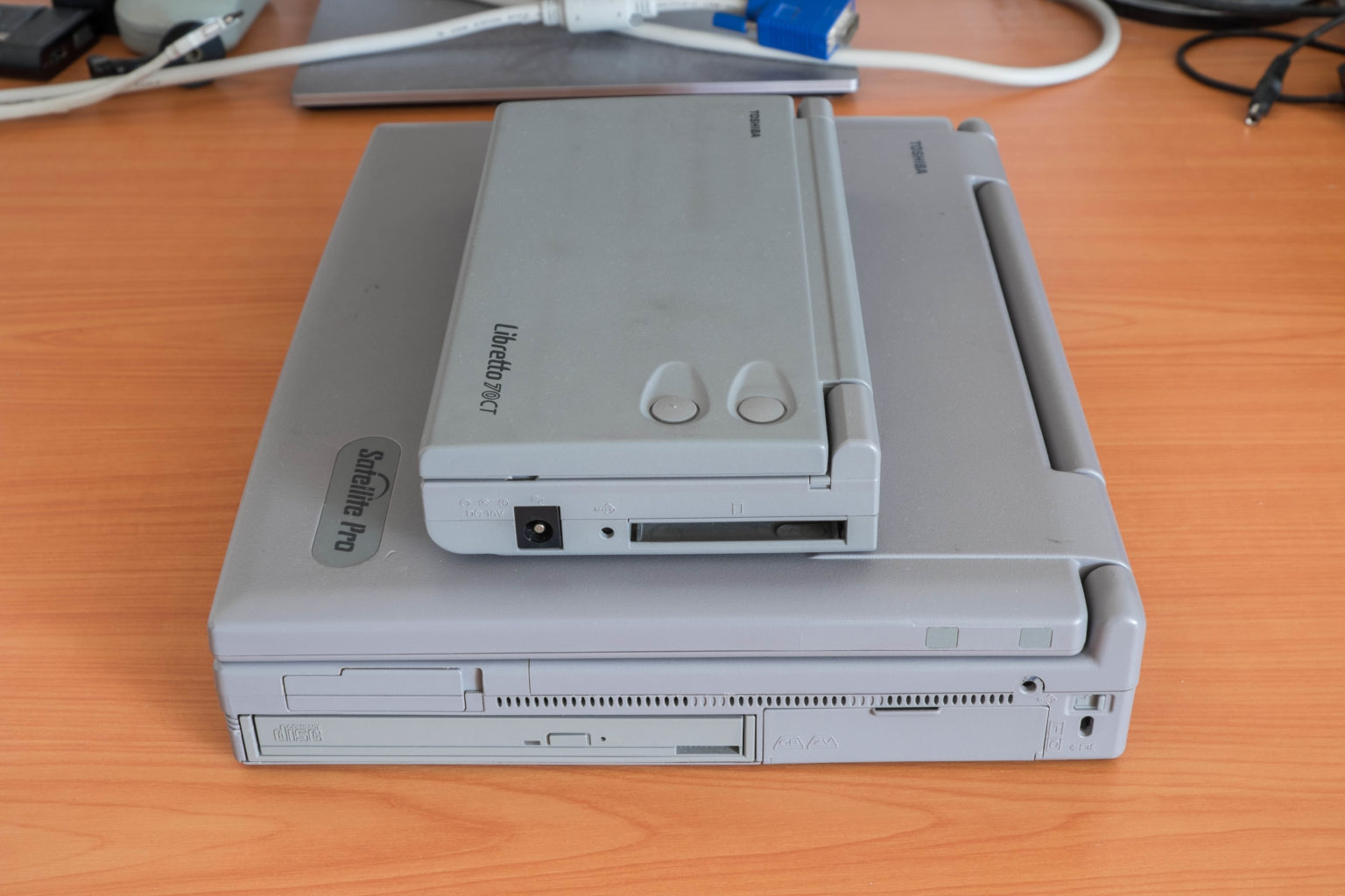 Toshiba Libretto 70CT - Ultraportable Collection Rare Avec Accessoires Et Disquettes